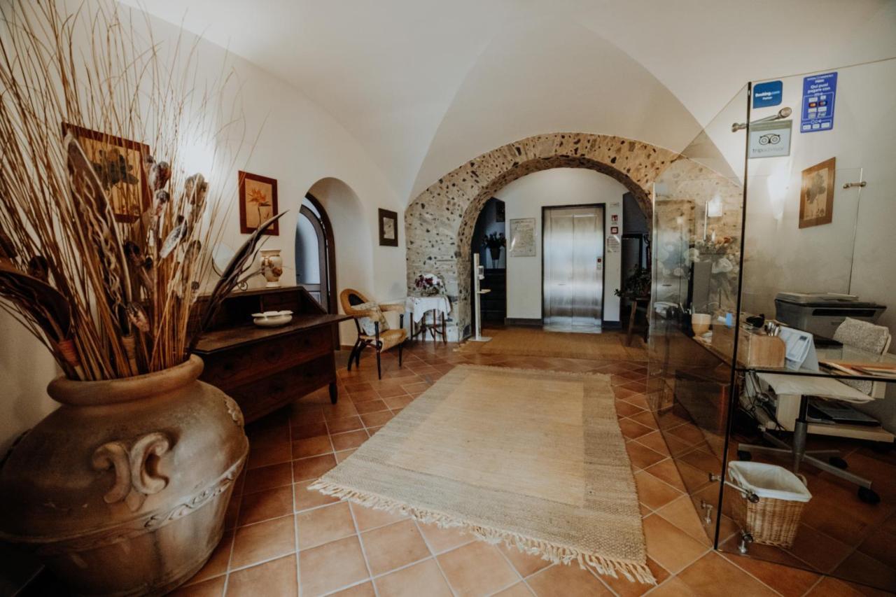 Residenza Golfo Degli Ulivi Caprioli Exterior foto