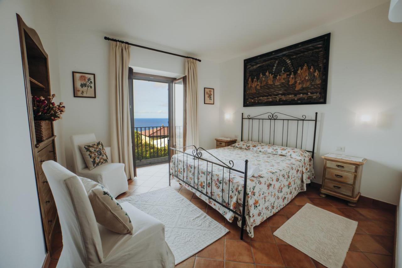 Residenza Golfo Degli Ulivi Caprioli Exterior foto
