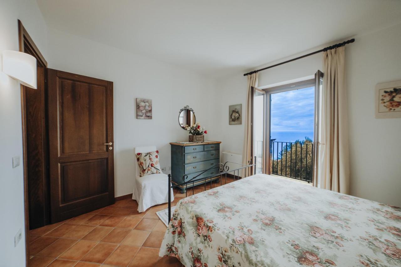 Residenza Golfo Degli Ulivi Caprioli Exterior foto