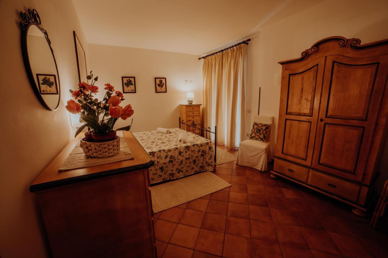 Residenza Golfo Degli Ulivi Caprioli Exterior foto