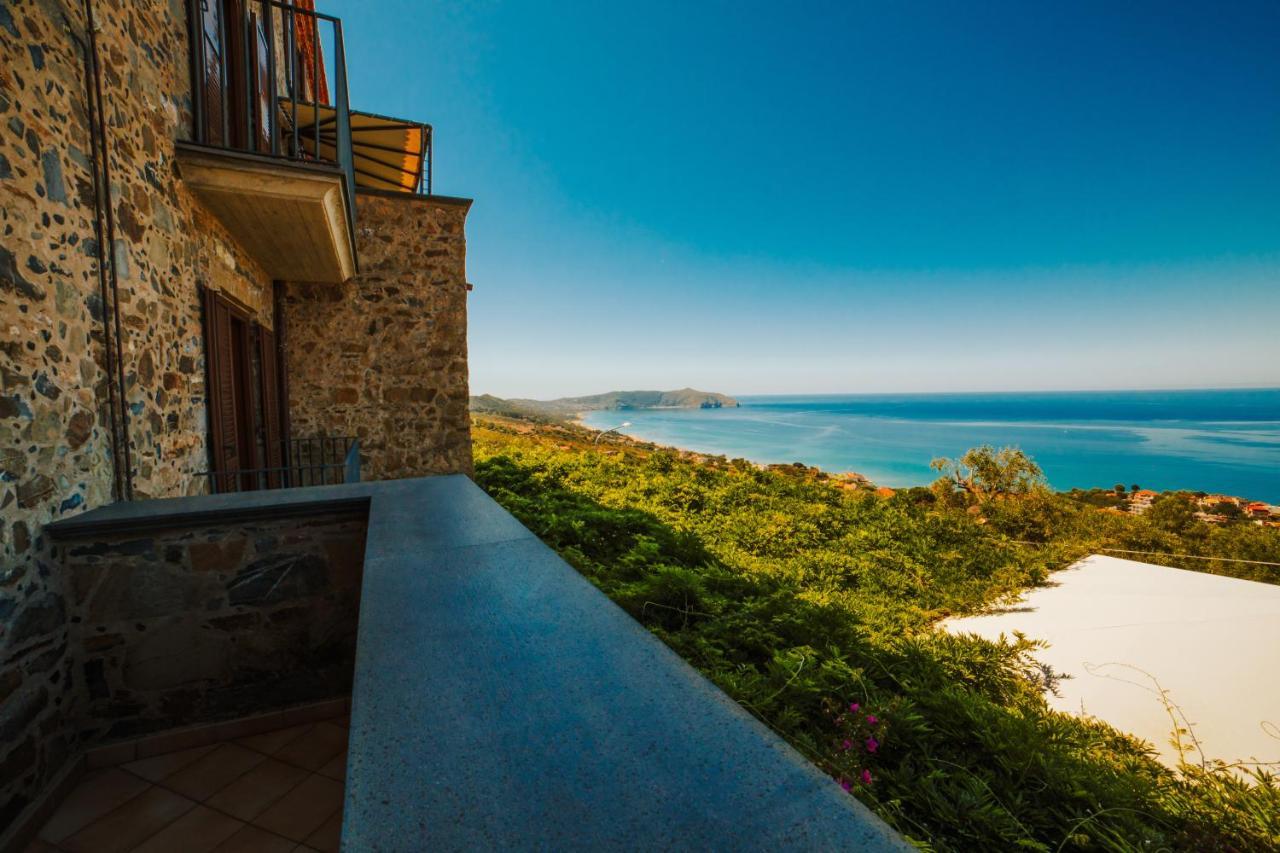 Residenza Golfo Degli Ulivi Caprioli Exterior foto